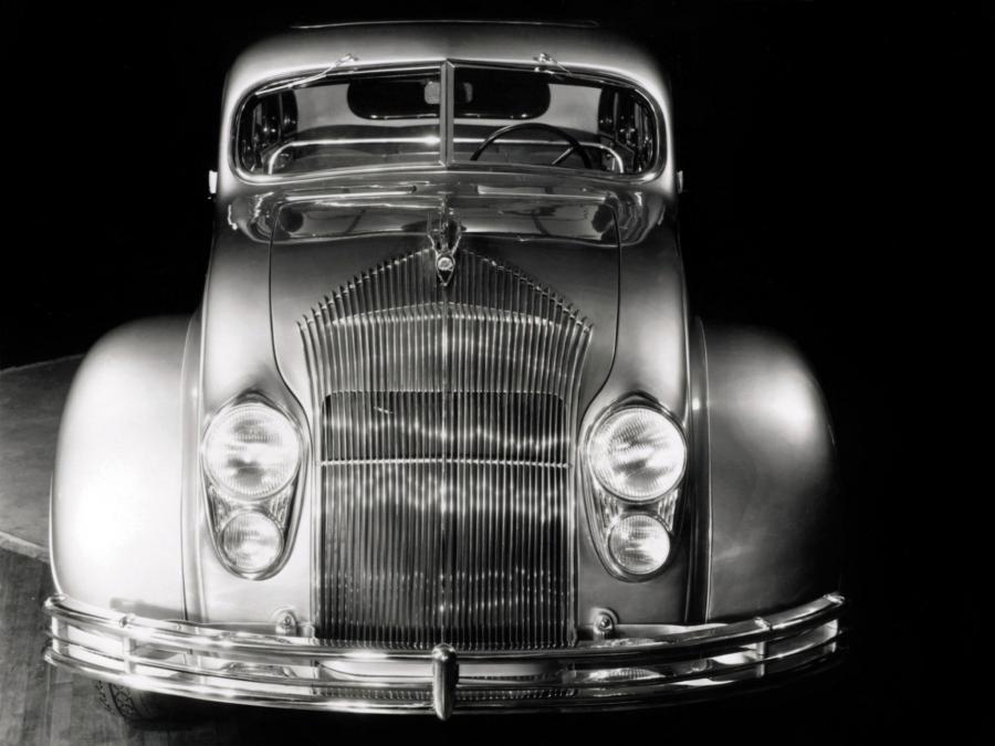  Chrysler Airflow 1934 года  (фото 13 из 20)